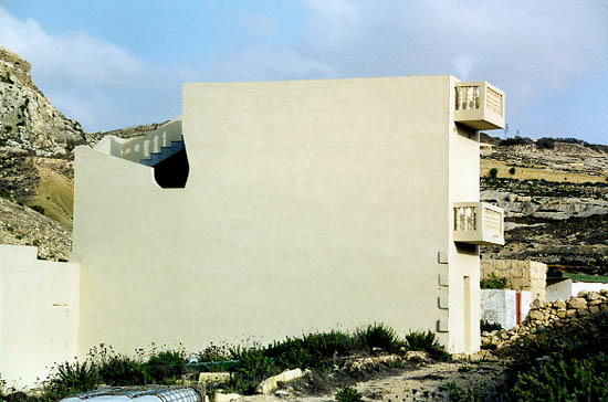 Modern residential development, Malta, 2001. Современная жилая застройка на Мальте