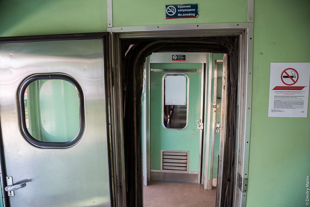 Внутри дизель-поезда Д2, Сахалин. Inside D2 diesel train, Sakhalin, Russia.