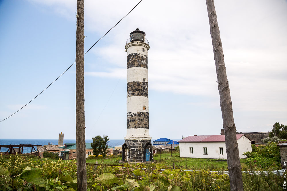 Маяк в Холмске (1958г), Сахалин, Россия. Lighthouse in Kholmsk (1958), Sakhalin, Russia.