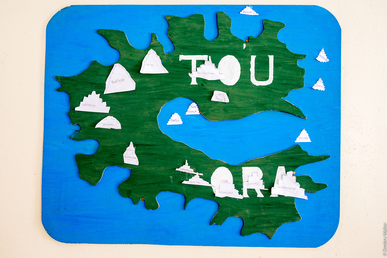 Карта острова Рапа-Ити, школьная работа, архипелаг Басс, Французская Полинезия. A school project — a map of Rapa-Iti, The Bass Islands, French Polynesia.